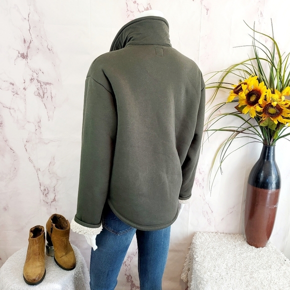 Gap fleece lined olive green cropped jacket - Picture 6 of 8